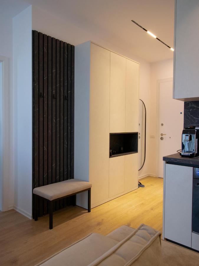 Bed and Breakfast Luxury Rooftop 23 Тирана Екстер'єр фото
